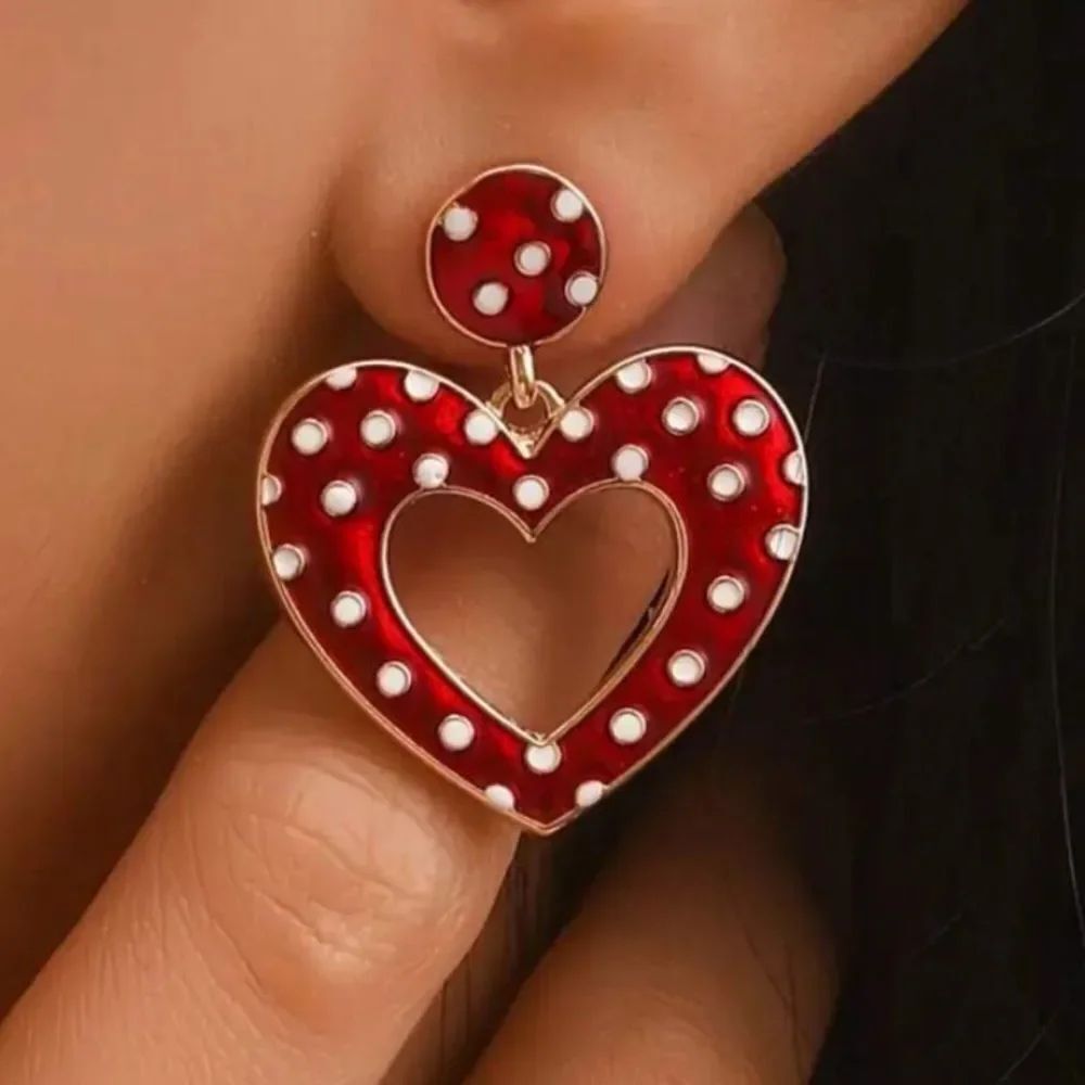 3for$20 1 Pair Ins Sweet Cute Metal Heart Shaped Pendant Earrings,
